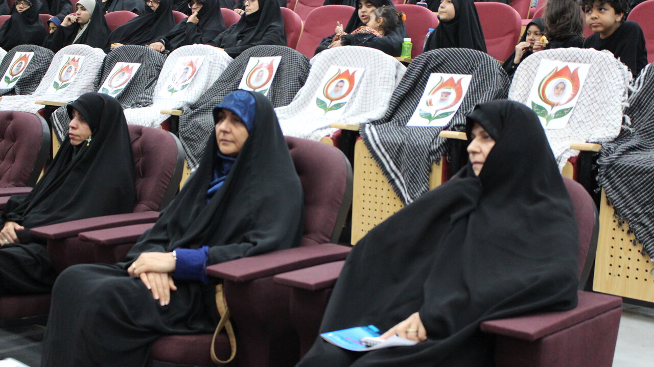 چهاردهمین همایش «کریمه اهل‌بیت (سلام‌الله‌علیها)» در استان هرمزگان برگزار شد