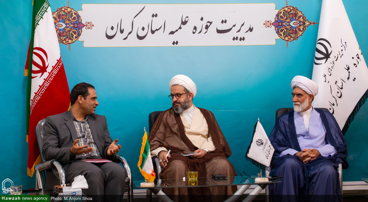 تصاویر/ برگزاری نشست مشترک کارگروه همکاری های حوزه علمیه و آموزش پرورش استان کرمان