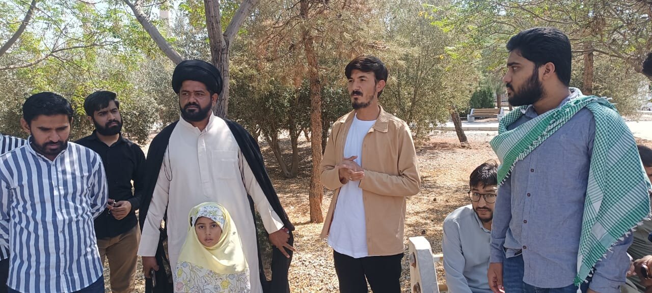 ایم ڈبلیو ایم اصفہان کے تحت طلاب اردو زبان کے لیے تخت فولاد اور گلستان شہداء کا معرفتی و زیارتی دورہ