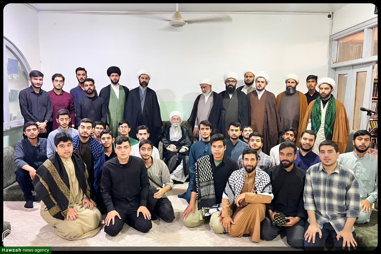 تصاویر / دیدار طلاب برگزیده مدرسه علمیه امام خمینی (ره) گرگان با علمای نجف اشرف