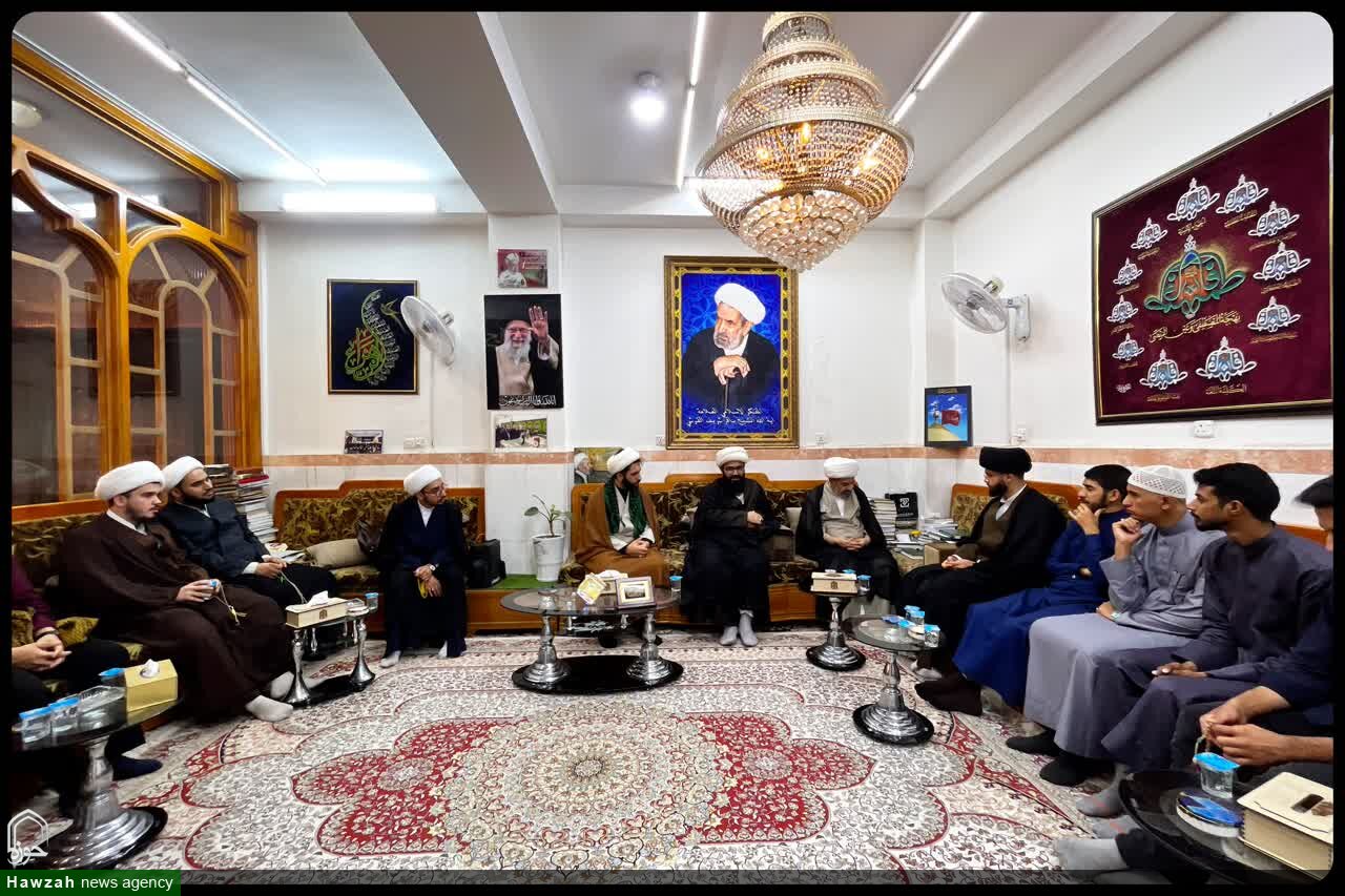 تصاویر / دیدار طلاب برگزیده مدرسه علمیه امام خمینی (ره) گرگان با علمای نجف اشرف
