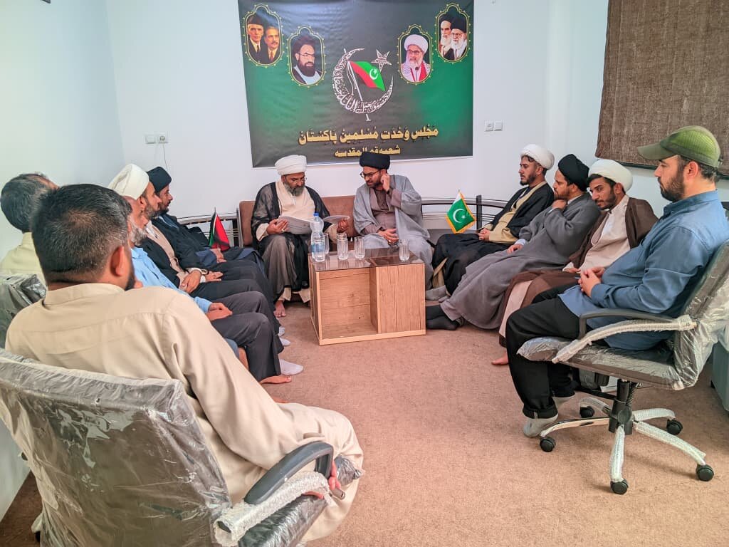 علامہ مقصود ڈومکی کا ایم ڈبلیو ایم مشہد و قم کے اراکین کے ساتھ اہم اجلاس:طلاب کی موجودہ دور میں دینی تعلیم کے ساتھ عصرِ حاضر کے تقاضوں اور معاشرتی مسائل سے آگاہی ناگزیر