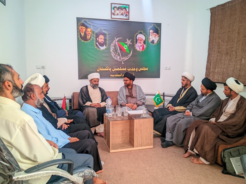 طلاب کی موجودہ دور میں دینی تعلیم کے ساتھ عصرِ حاضر کے تقاضوں اور معاشرتی مسائل سے آگاہی ناگزیر