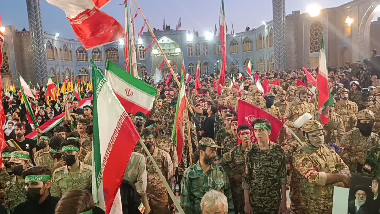 اجتماع پرشور 5 هزار نفری «جانفدایان» شهرستان آران و بیدگل برگزار شد