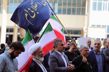 تصاویر/ اجتماع دانشگاهیان دانشگاه آزاد واحد تهران مرکزی در راستای وحدت و انسجام ملی