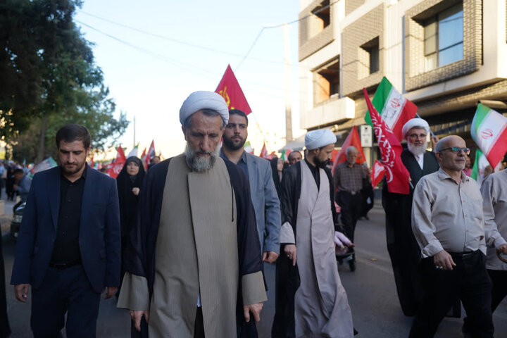 تصاویر / راهپیمایی عفت فاطمی در قزوین برگزار شد