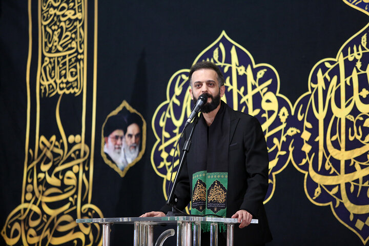 آیین خطبه‌خوانی خادمان حرم کریمه اهل بیت در شام رحلت ایشان