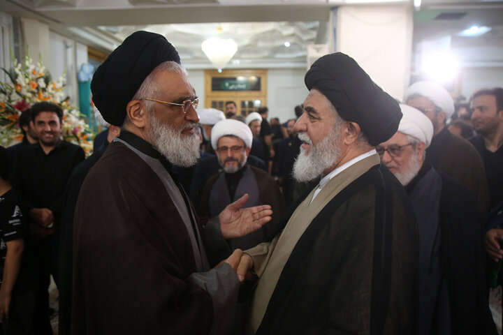 آیین خطبه‌خوانی خادمان حرم کریمه اهل بیت در شام رحلت ایشان