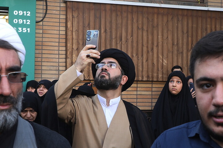 تصاویر/ تشییع پیکر آیت‌الله‌العظمی شبیری‌زنجانی در قم