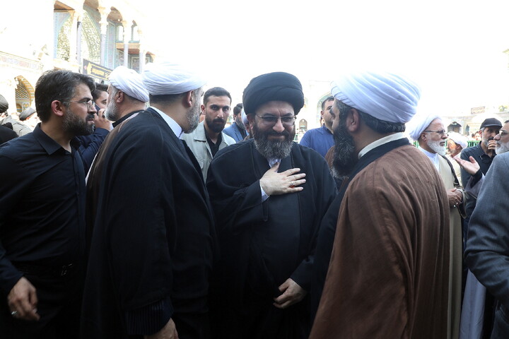 تصاویر/ تشییع پیکر آیت‌الله‌العظمی شبیری‌زنجانی در قم
