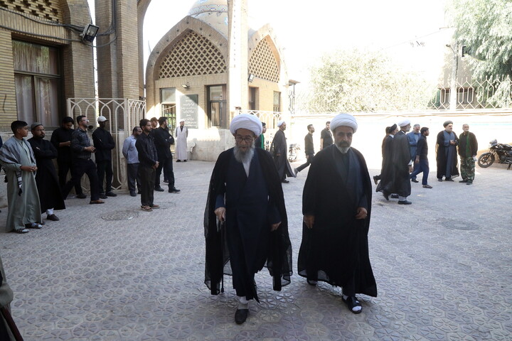 تصاویر/ تشییع پیکر آیت‌الله‌العظمی شبیری‌زنجانی در قم
