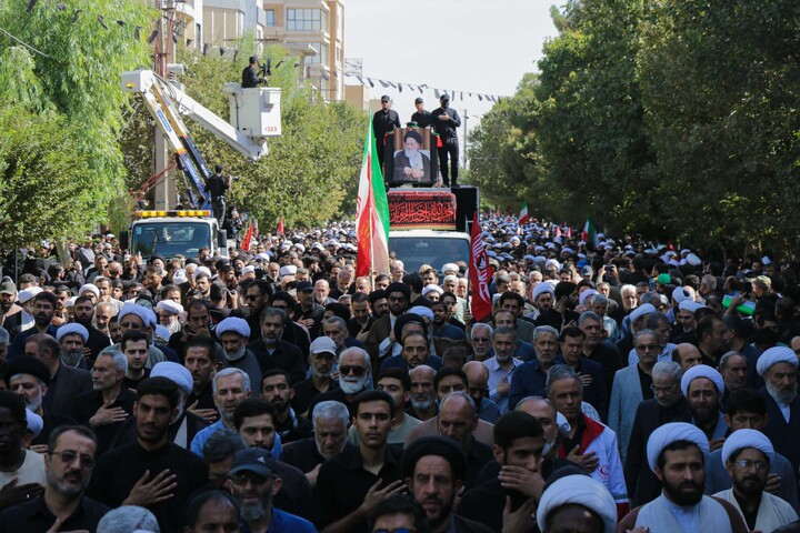 تصاویر/ تشییع پیکر مرجع عالی‌قدر شیعیان آیت‌الله‌العظمی سید موسی شبیری زنجانی در قم