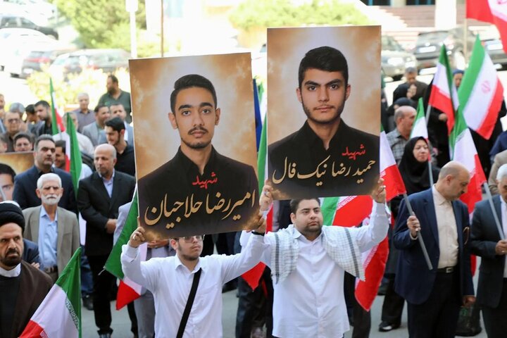 تصاویر/ اجتماع دانشگاهیان دانشگاه آزاد واحد تهران مرکزی در راستای وحدت و انسجام ملی