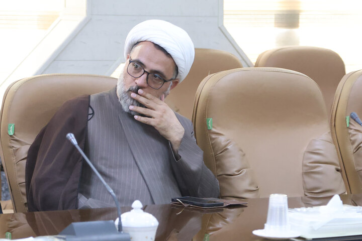 تصاویر /  نشست روحانیون شاغل در ادارات با نماینده ولی فقیه در استان همدان