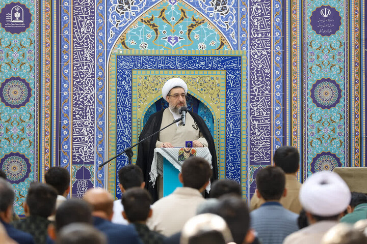 تصاویر | آئین نواخته شدن زنگ نماز در موسسه قرآن و عترت نورالائمه تبریز