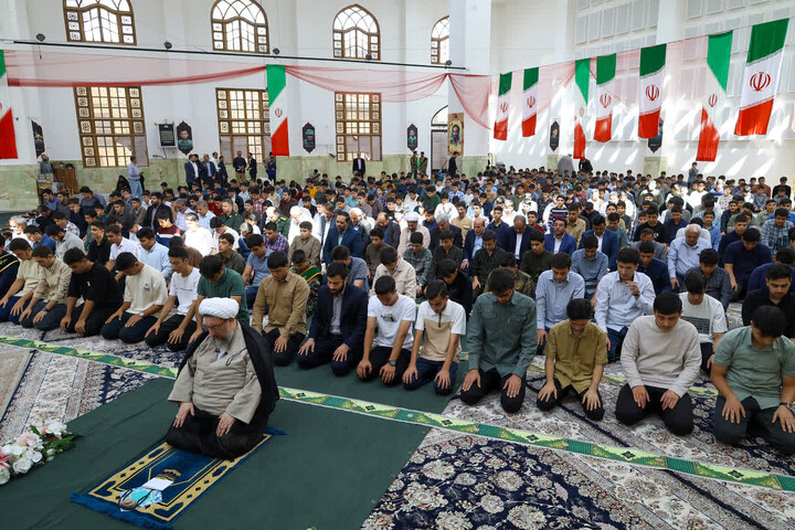 تصاویر | آئین نواخته شدن زنگ نماز در موسسه قرآن و عترت نورالائمه تبریز