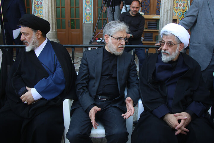 تشییع و تدفین پیکر آیت‌الله العظمی شبیری زنجانی در حرم بانوی کرامت