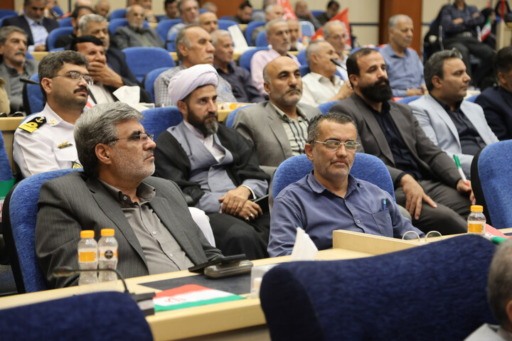 تصاویر / هفتمین آیین ملی تجلیل و تکریم پیشکسوتان دفاع مقدس و مقاومت استان همدان
