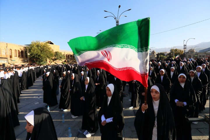 تصاویر / آیین رونمایی از سرود بزرگ همدان