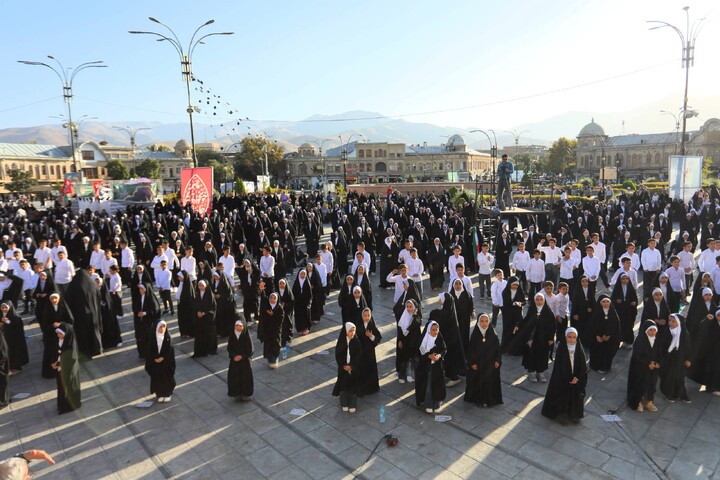 تصاویر / آیین رونمایی از سرود بزرگ همدان