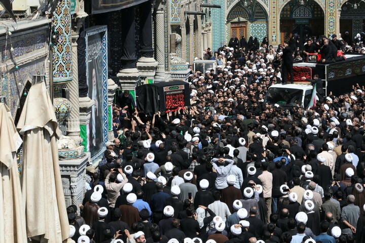 تصاویر/ تشییع پیکر آیت‌الله‌العظمی شبیری زنجانی در قم-۳