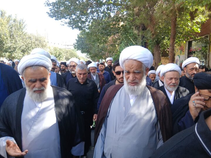تشییع باشکوه آیت‌الله العظمی شبیری‌زنجانی پاسداشت مرجعیت و فقاهت اصیل بود
