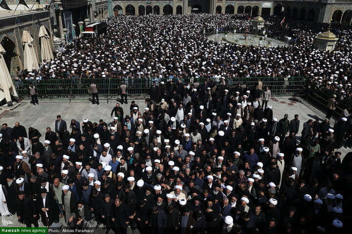 جثمان آية الله العظمى الشبيري الزنجاني يُشيّع في مدينة قم
