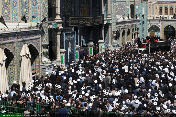 جثمان آية الله العظمى الشبيري الزنجاني يُشيّع في مدينة قم