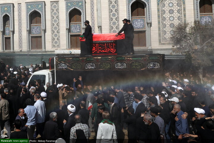 جثمان آية الله العظمى الشبيري الزنجاني يُشيّع في مدينة قم