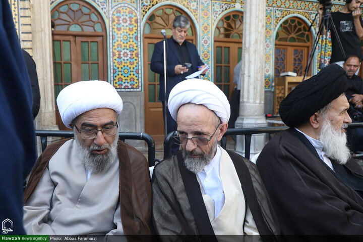 جثمان آية الله العظمى الشبيري الزنجاني يُشيّع في مدينة قم