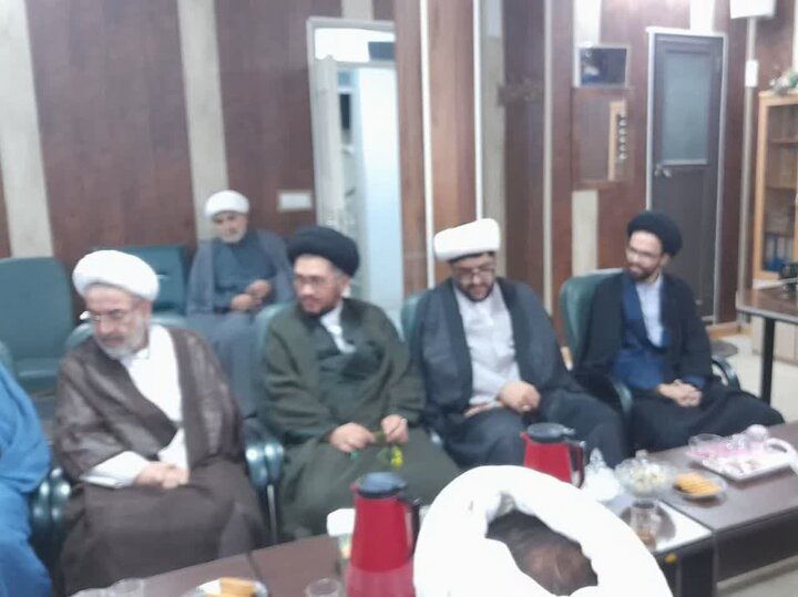 تصاویر/ جلسه هم‌اندیشی قرارگاه بلاغ مبین در لرستان