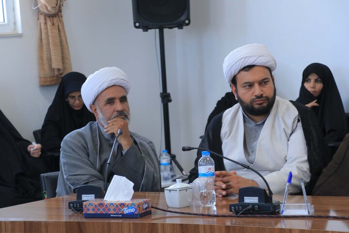 تصاویر| دیدار رئیس مرکز خدمات حوزه‌های علمیه کشور، با اساتید، نخبگان، جهادگران، روحانیون طرح هجرت و مدارس امین