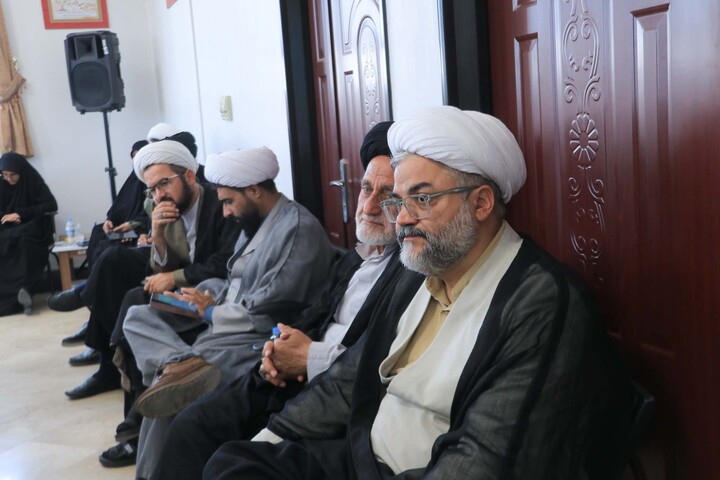 تصاویر| دیدار رئیس مرکز خدمات حوزه‌های علمیه کشور، با اساتید، نخبگان، جهادگران، روحانیون طرح هجرت و مدارس امین