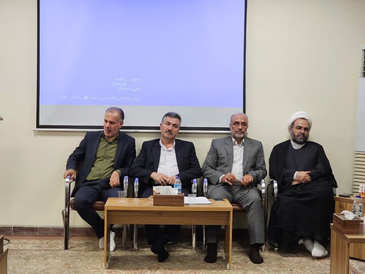 تصاویر/نشست نخبگان بسیج استان کردستان