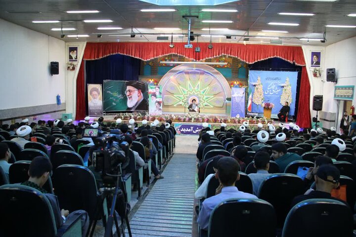 تصاویر| دوره آموزشی-تربیتی «میثاق طلبگی» ویژه طلاب جدیدالورود سال تحصیلی ۱۴۰۶_۱۴۰۵ حوزه علمیه استان اصفهان،
