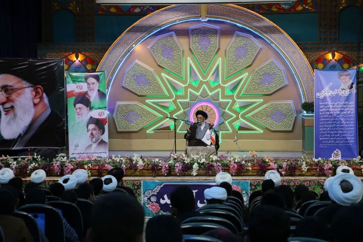 تصاویر| دوره آموزشی-تربیتی «میثاق طلبگی» ویژه طلاب جدیدالورود سال تحصیلی ۱۴۰۶_۱۴۰۵ حوزه علمیه استان اصفهان،