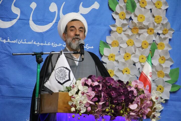 تصاویر| دوره آموزشی-تربیتی «میثاق طلبگی» ویژه طلاب جدیدالورود سال تحصیلی ۱۴۰۶_۱۴۰۵ حوزه علمیه استان اصفهان،
