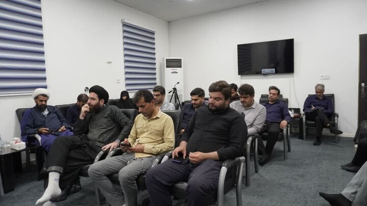 تصاویر/ دیدار مدیران کانون مساجد شهرستان دشتی با امام جمعه شهرستان