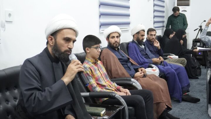 تصاویر/ دیدار مدیران کانون مساجد شهرستان دشتی با امام جمعه شهرستان