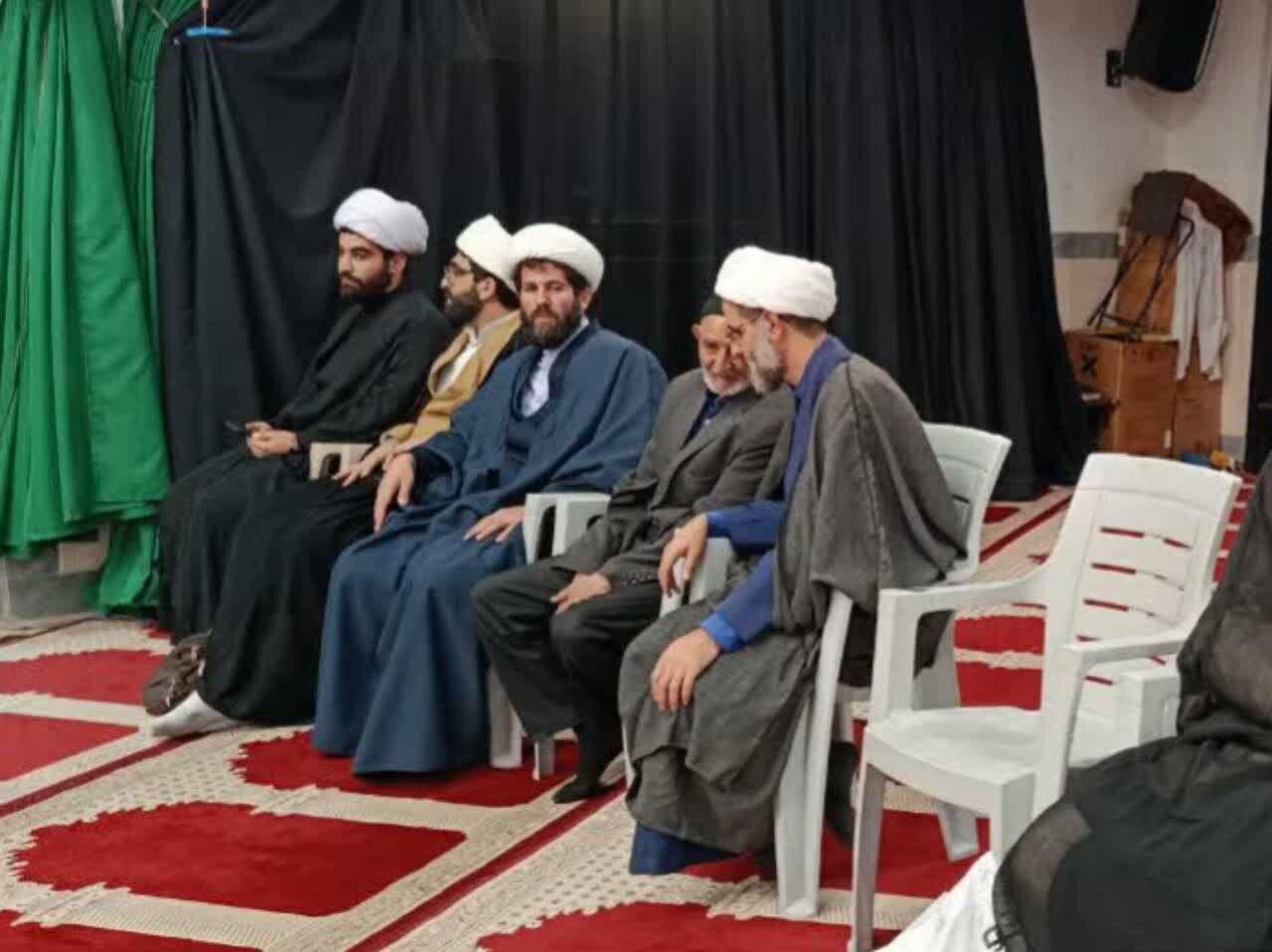 تصاویر/ برگزاری مراسم بزرگداشت ارتحال آیت الله العظمی شبیری(ره) زنجانی در دلفان