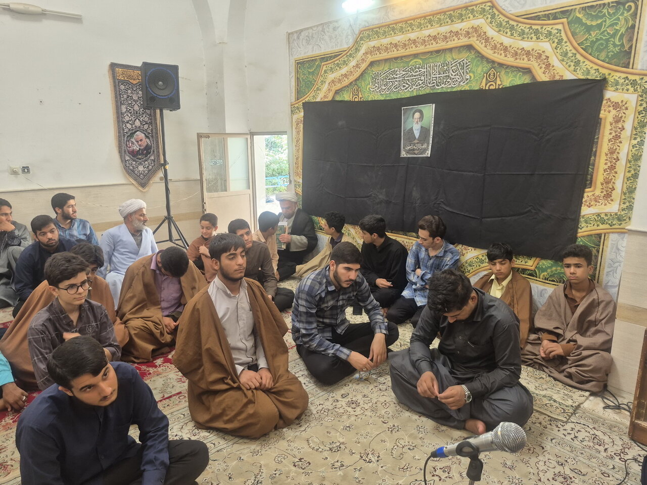بیداری اسلامی در جهان محصول امام راحل و رهبر شهید انقلاب است