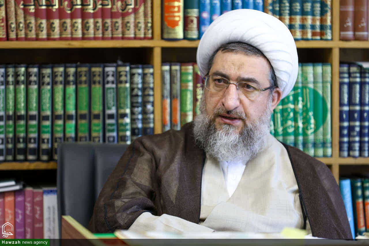 معلمان برای پاسخگویی به ابهامات نسل جدید، برنامه داشته باشند