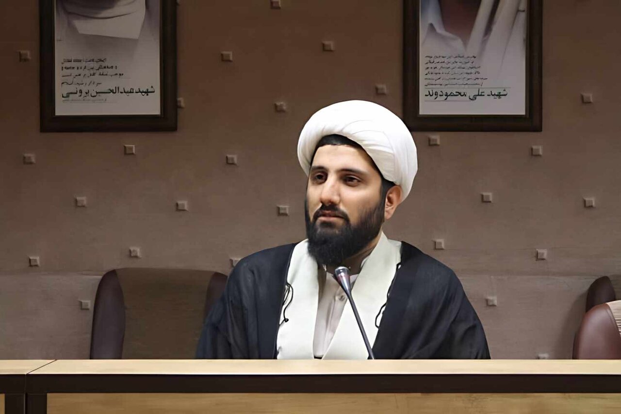 مسجد تراز اسلامی از امام‌جماعت تراز آغاز می شود