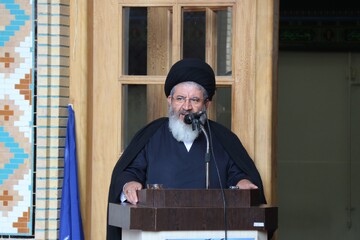 ۸ محور اثرگذاری روحانیت در دفاع مقدس؛ از فرماندهی جبهه‌ها تا صیانت از روحیه رزمندگان