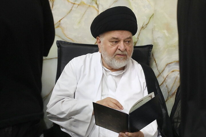 مراسم تأبین آية الله العظمى الشبیری الزنجاني (قدّس سرّه) من قبل قائد الثورة افي حرم السيدة فاطمة المعصومة (عليها السلام)