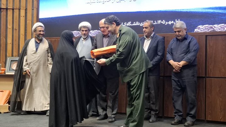 تصاویر/ گرامیداست هفته دفاع مقدس وتجلبل از خانواده معظم شهدا در دانشگاه کاشان