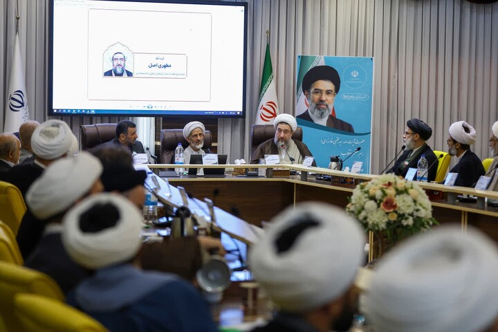 تصاویر / سومین اجلاسیه مدیران مجمع عالی حکمت اسلامی در تبریز