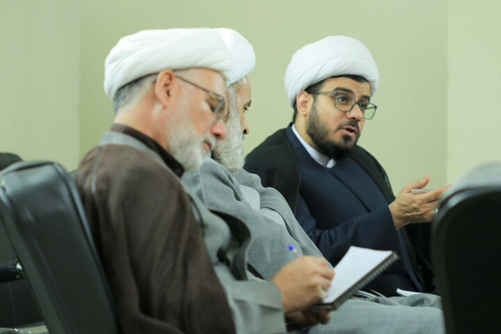 تصاویر| هم‌اندیشی رئیس مرکز خدمات حوزه‌های علمیه کشور با شورای نهادهای حوزوی خراسان جنوبی