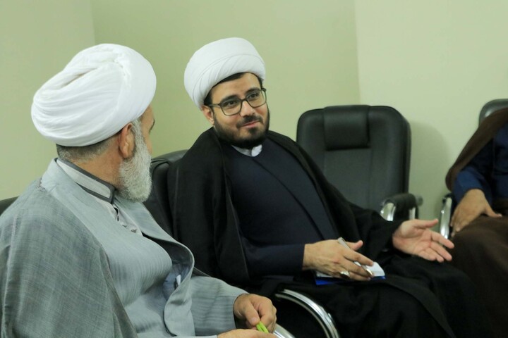 تصاویر| هم‌اندیشی رئیس مرکز خدمات حوزه‌های علمیه کشور با شورای نهادهای حوزوی خراسان جنوبی