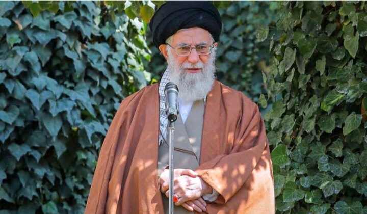 کارهای غیرعالمانه زمینه را برای مدعیان دروغین مهدویت فراهم می‌کند